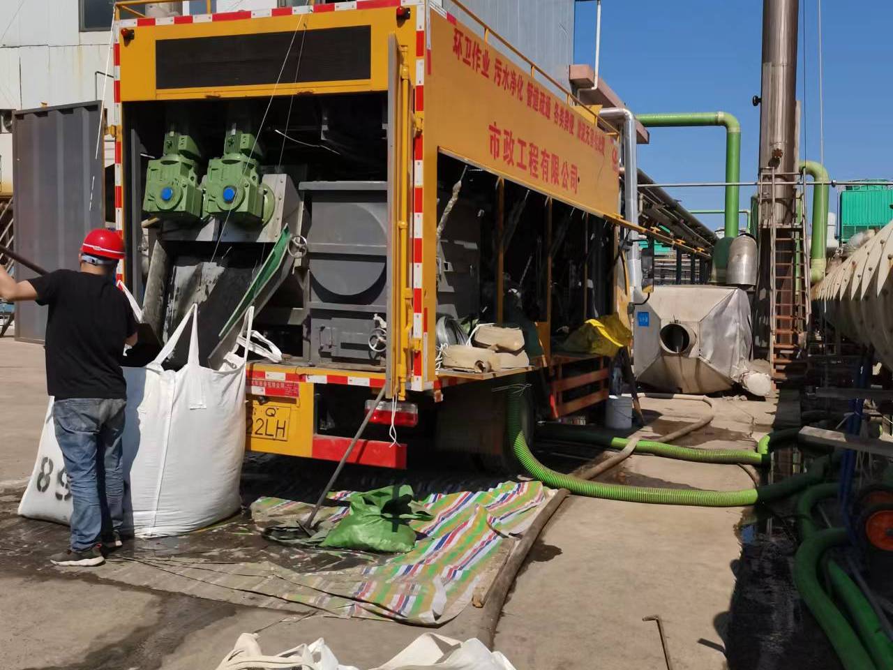 宣州淤泥压干处理